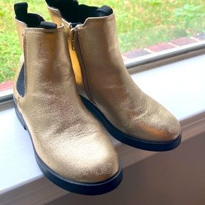 Zara girls boots. Gold, size 32 (size 12)